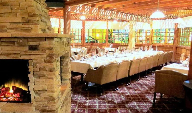 Nisku Inn & Conference Edmonton Airport 3*,  Canada